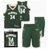 Nike Milwaukee Bucks Jersey & Short Kids