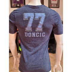 Dallas Mavericks - Doncic shirt blauw