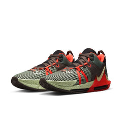 LeBron Witness 7