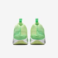 Nike Air Jump Academy basketbalschoen