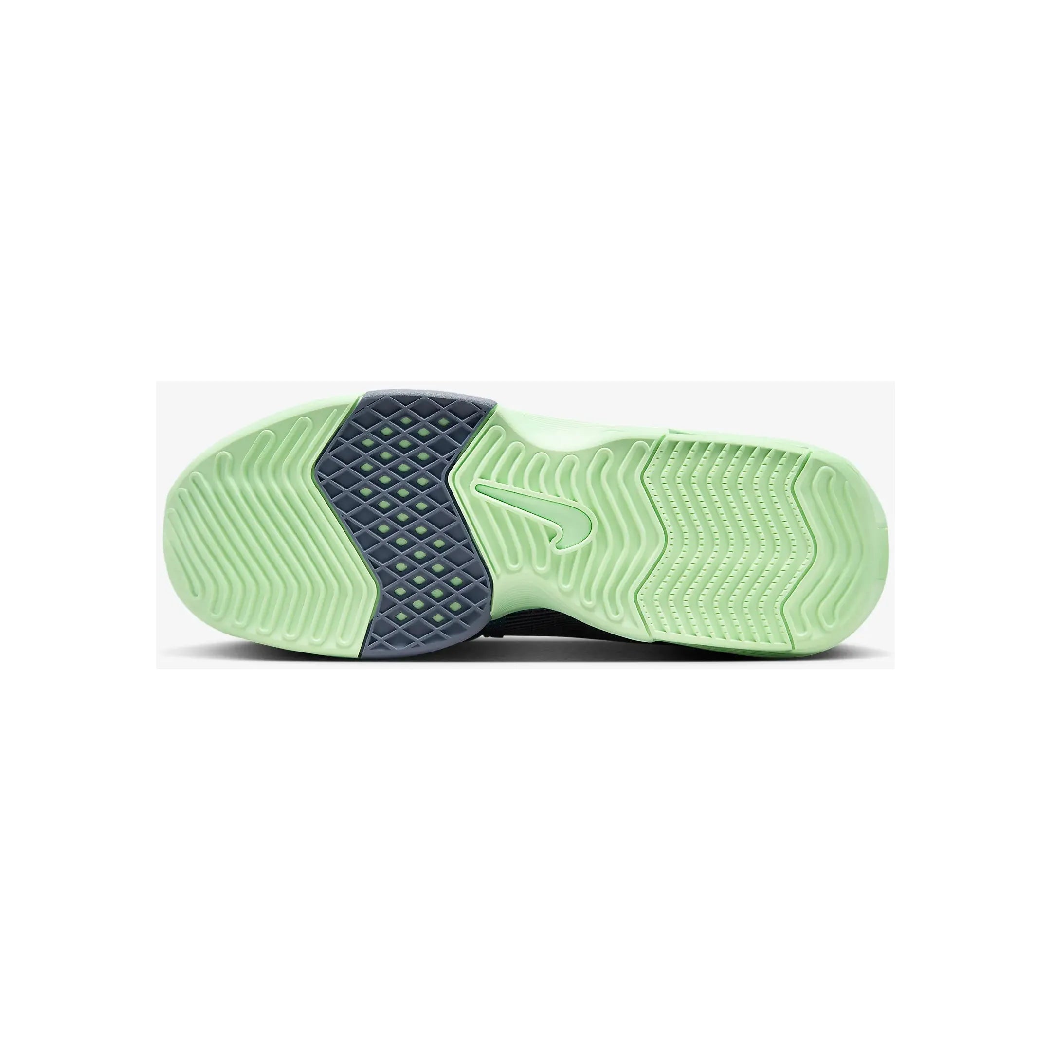 LeBron Witness 8 basketbalschoenen groen