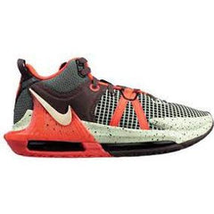 LeBron Witness 7