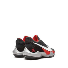 Nike - Zoom Fream 2 zwart rood