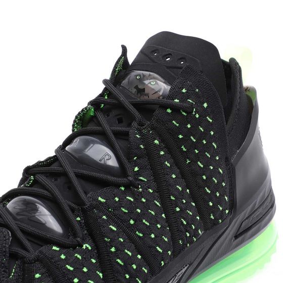 SALE - Nike Lebron 18 basketbalschoenen zwart/groen